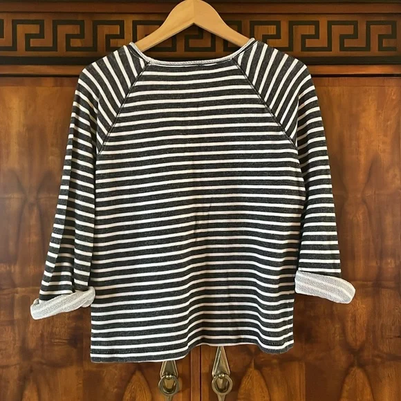 Jones New York sport women’s blouse size Large in good condition smoke free home - Picture 3 of 11